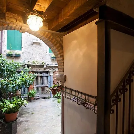 Locappart Cannaregio - City Centre Apartment Venice